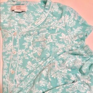 Karen Neuburger Pajama Set